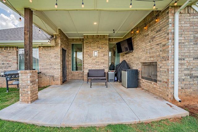 628 Red River Drive, Yukon, OK 73099
