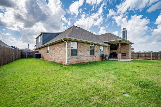 628 Red River Drive, Yukon, OK 73099