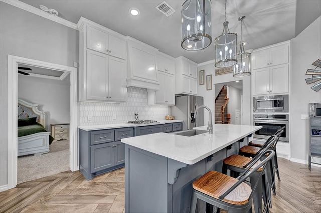 628 Red River Drive, Yukon, OK 73099