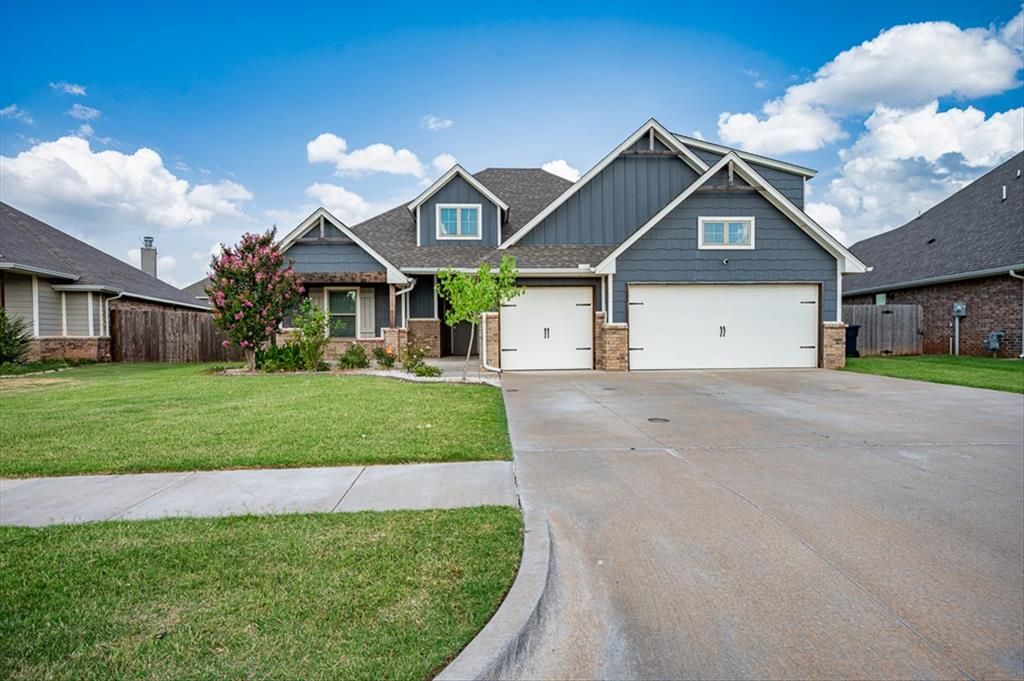 628 Red River Drive, Yukon, OK 73099
