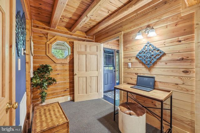 8 HOPE VALLEY LN, Stafford, VA 22554