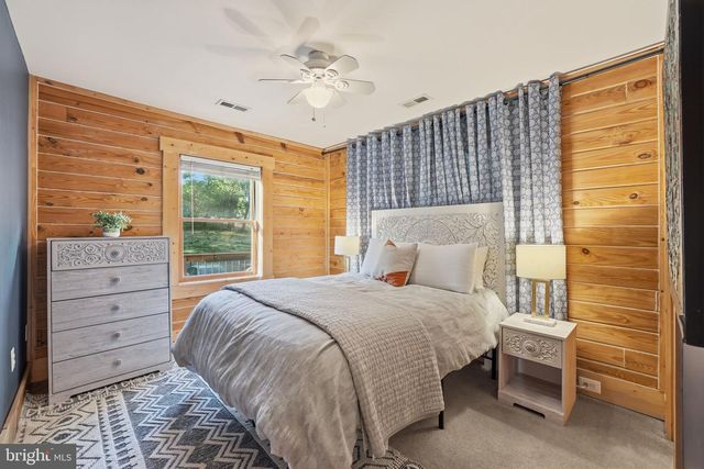 8 HOPE VALLEY LN, Stafford, VA 22554
