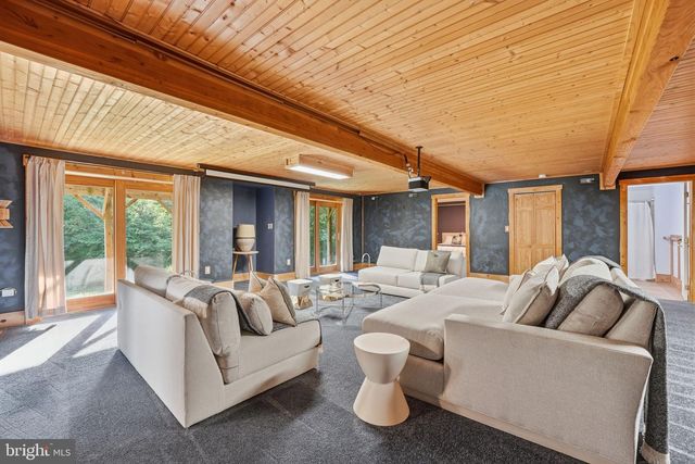 8 HOPE VALLEY LN, Stafford, VA 22554