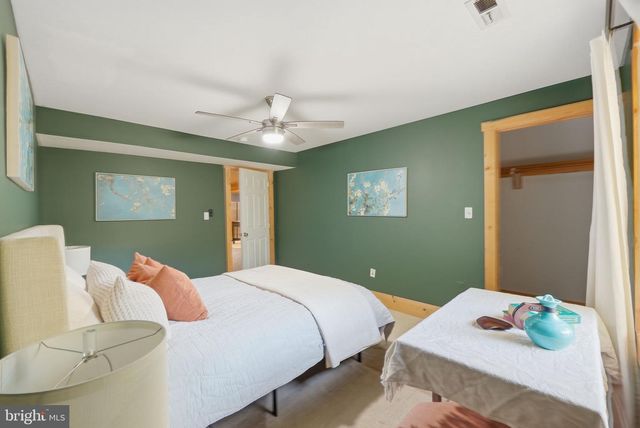 8 HOPE VALLEY LN, Stafford, VA 22554