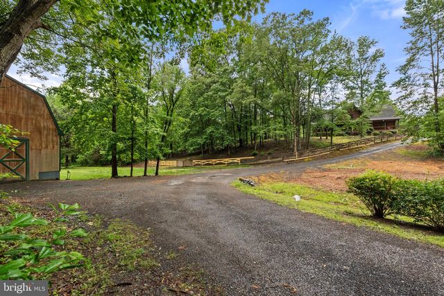 8 HOPE VALLEY LN, Stafford, VA 22554