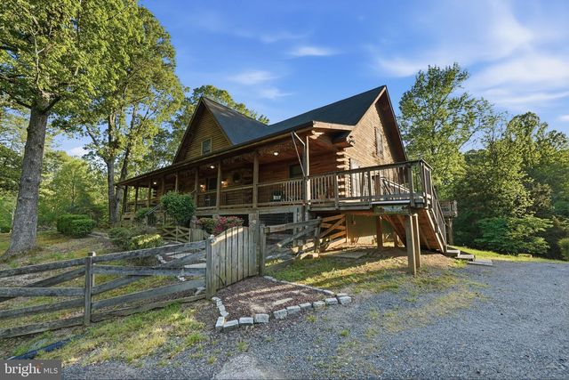 8 HOPE VALLEY LN, Stafford, VA 22554