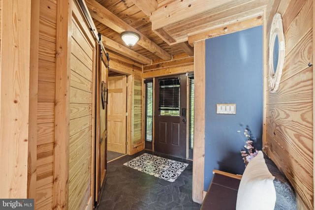 8 HOPE VALLEY LN, Stafford, VA 22554