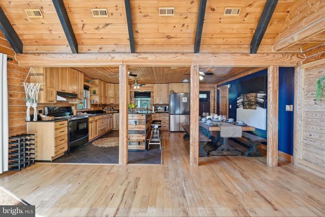 8 HOPE VALLEY LN, Stafford, VA 22554