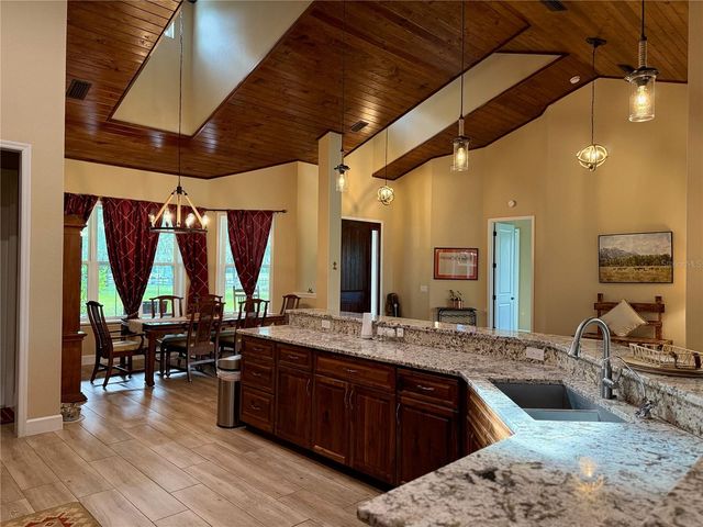 12501 N US HIGHWAY 27, Ocala, FL 34482