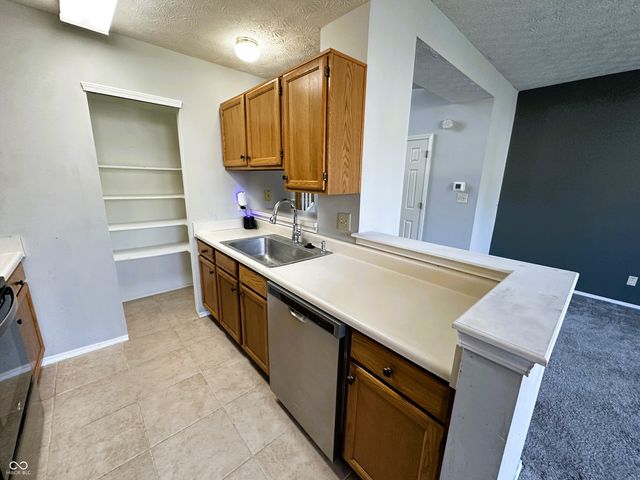 3266 Oceanline East Drive, Indianapolis, IN 46214