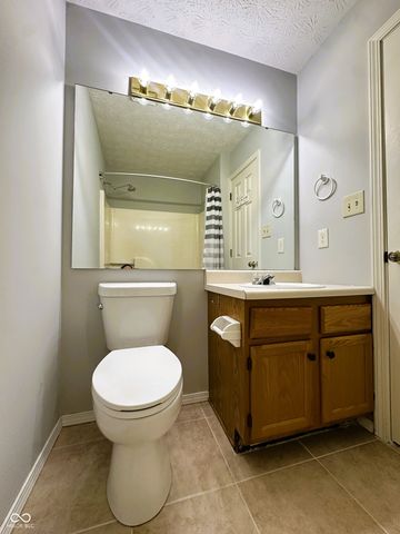 3266 Oceanline East Drive, Indianapolis, IN 46214