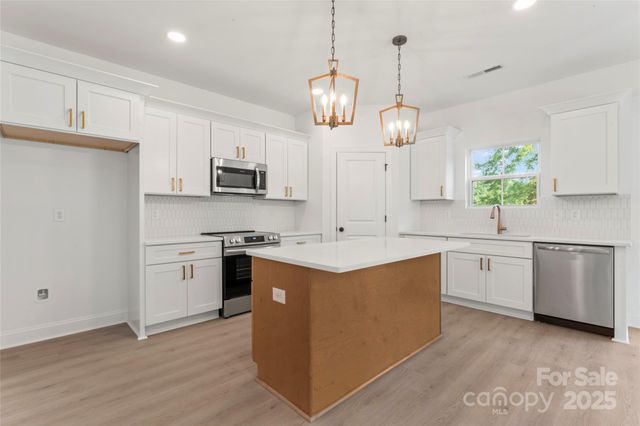 5258 Rocky River Crossing Road, Harrisburg, NC 28075