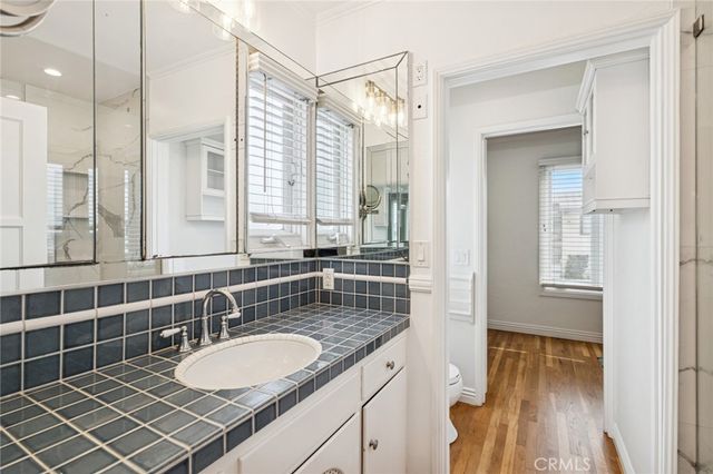 200 Grand Canal, Newport Beach, CA 92662