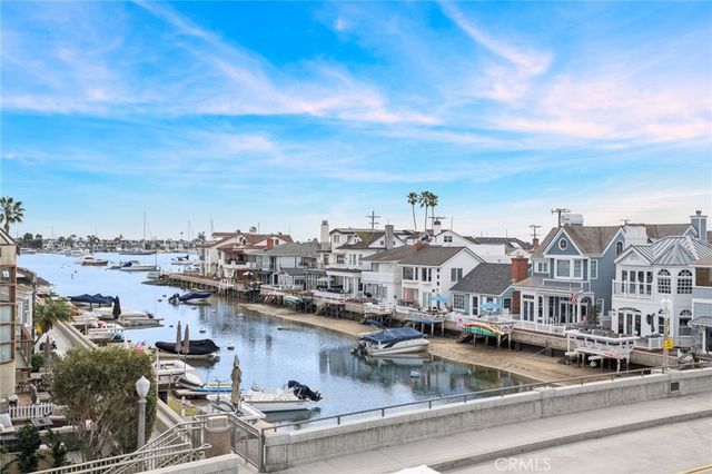 200 Grand Canal, Newport Beach, CA 92662