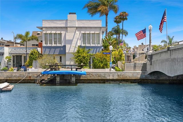 200 Grand Canal, Newport Beach, CA 92662