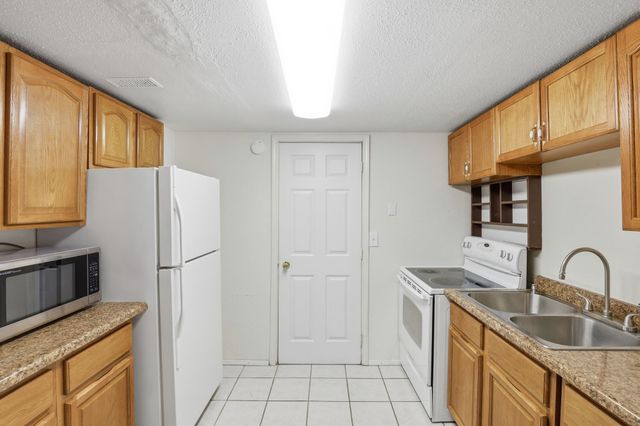 4607 N G St, Spokane, WA 99205