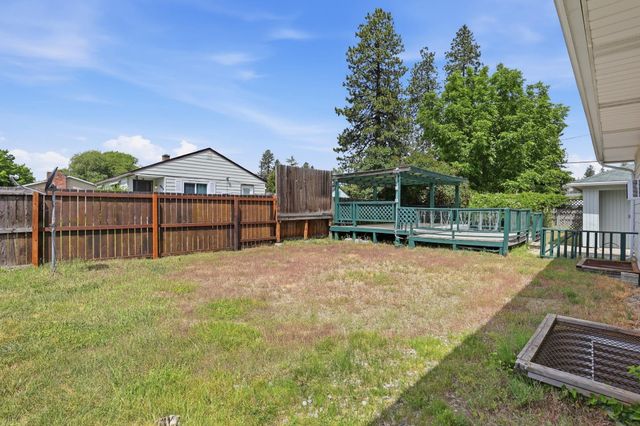 4607 N G St, Spokane, WA 99205
