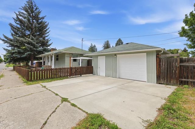 4607 N G St, Spokane, WA 99205