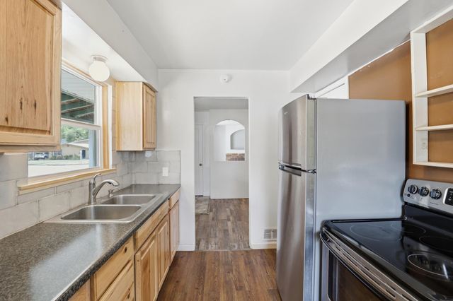 4607 N G St, Spokane, WA 99205
