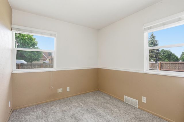 4607 N G St, Spokane, WA 99205