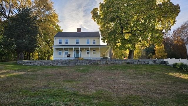 95 Providence Street B, Mendon, MA 01756