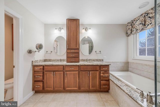 13802 LAMBERTINA PL, Rockville, MD 20850