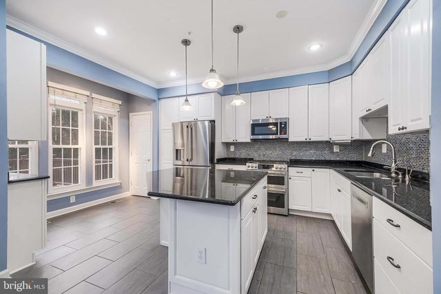 13802 LAMBERTINA PL, Rockville, MD 20850