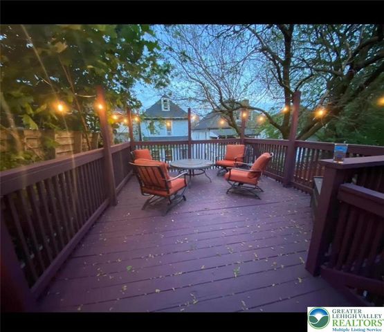 15 North Mulberry Street, Easton, PA 18042