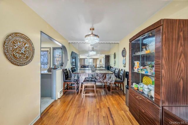 181 Martens Avenue, Valley Stream, NY 11580