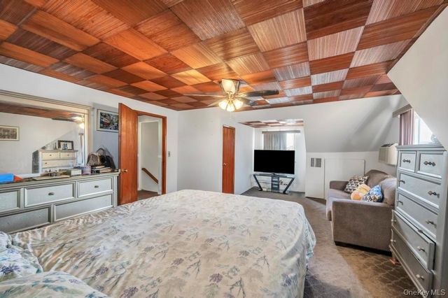 181 Martens Avenue, Valley Stream, NY 11580