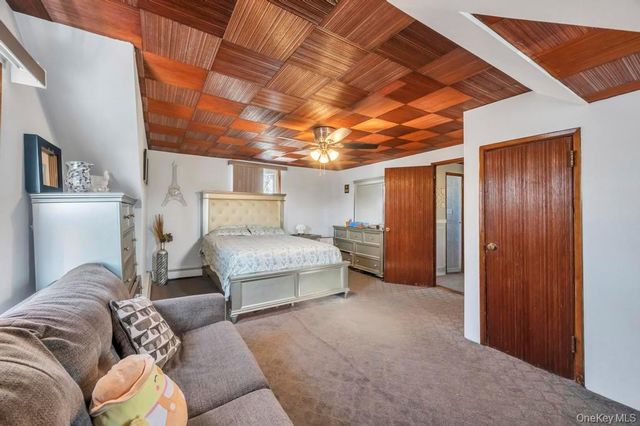 181 Martens Avenue, Valley Stream, NY 11580