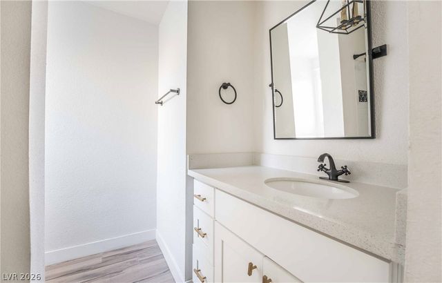 7300 PIRATES COVE Road 1005, Las Vegas, NV 89145