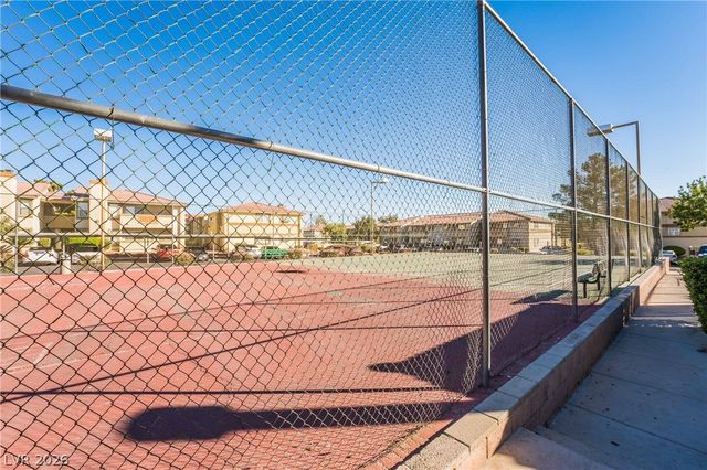 7300 PIRATES COVE Road 1005, Las Vegas, NV 89145