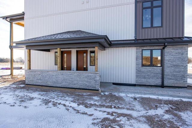 385 SATORI TRAIL, Kimberly, WI 54136