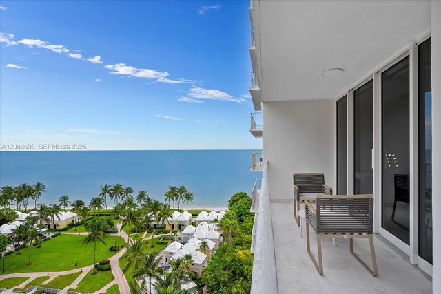 881 Ocean Drive 11H, Key Biscayne, FL 33149