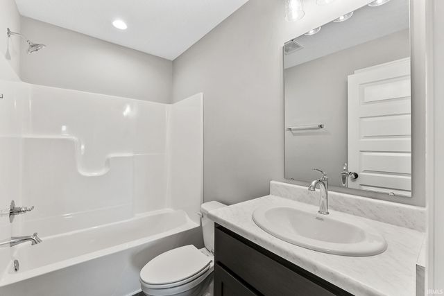 172 W Wind Trail, Avilla, IN 46710