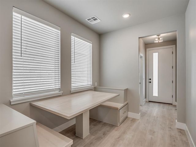 21 N Walnut Street, Edmond, OK 73003