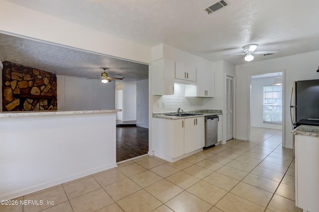 166 VANDERFORD Road W, Orange Park, FL 32073