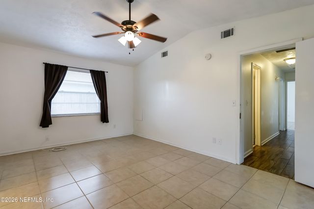 166 VANDERFORD Road W, Orange Park, FL 32073