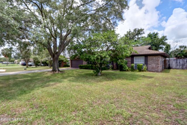 166 VANDERFORD Road W, Orange Park, FL 32073