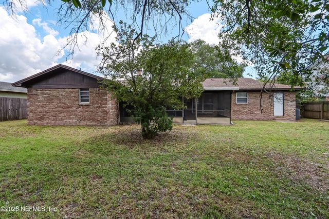 166 VANDERFORD Road W, Orange Park, FL 32073