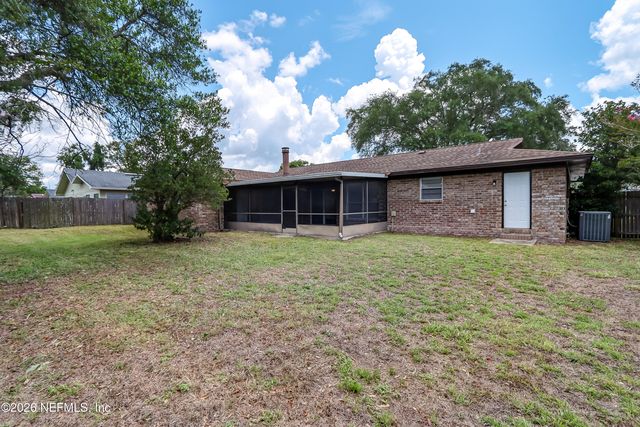 166 VANDERFORD Road W, Orange Park, FL 32073