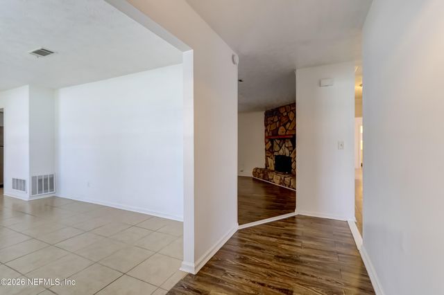 166 VANDERFORD Road W, Orange Park, FL 32073