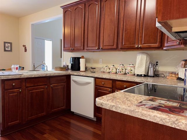 13529 Christina Lane, Belleville, MI 48111