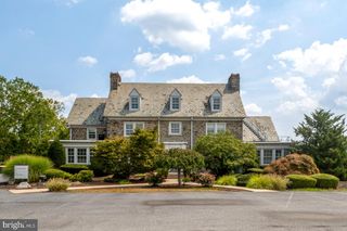 3907 N FRONT ST, Harrisburg, PA 17110