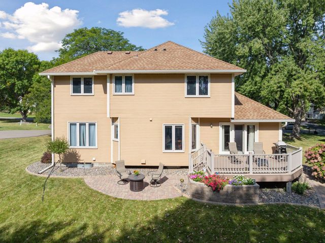 15637 91st Avenue N, Maple Grove, MN 55369