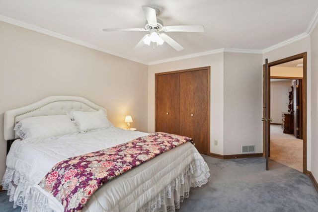 15637 91st Avenue N, Maple Grove, MN 55369