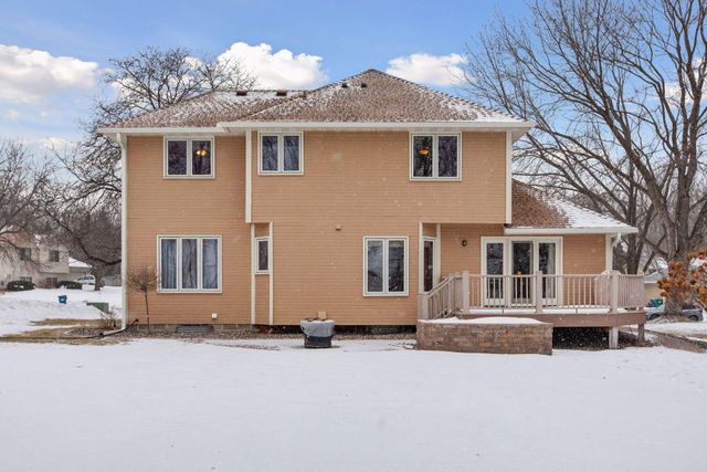 15637 91st Avenue N, Maple Grove, MN 55369