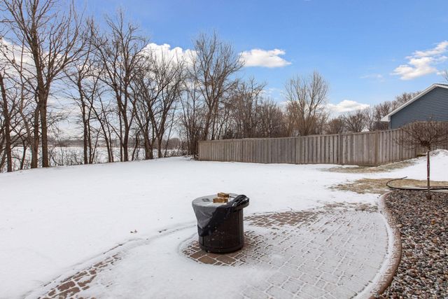 15637 91st Avenue N, Maple Grove, MN 55369