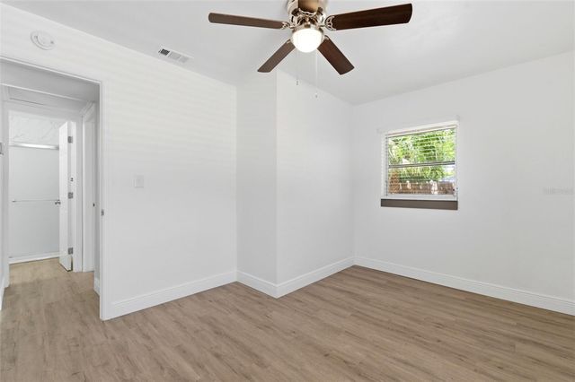 7211 32ND AVENUE N, St Petersburg, FL 33710